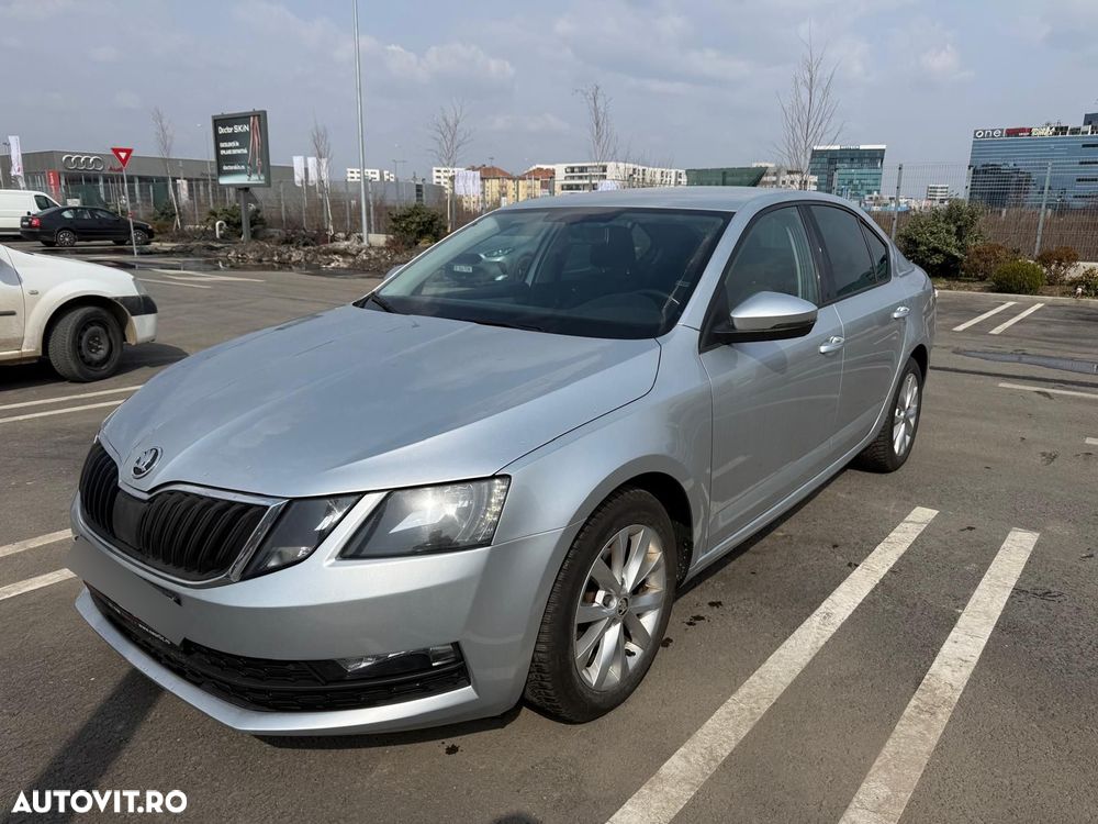Skoda Octavia 1.6 TDI Active - 1