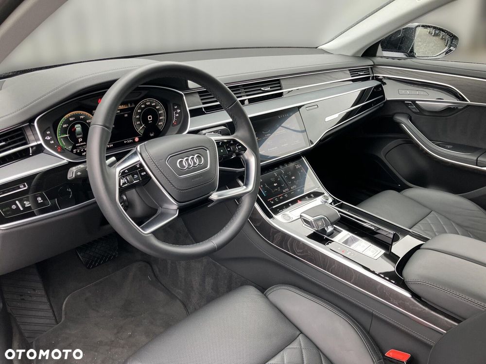 Audi A8 - 10