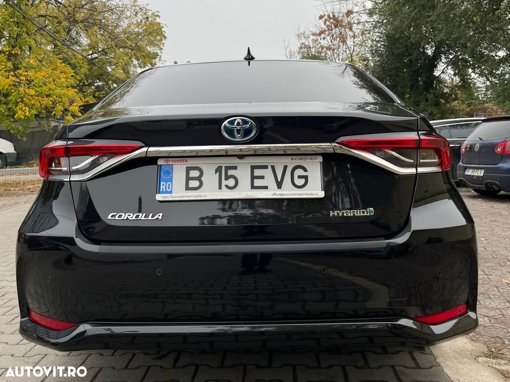 Toyota Corolla - 4