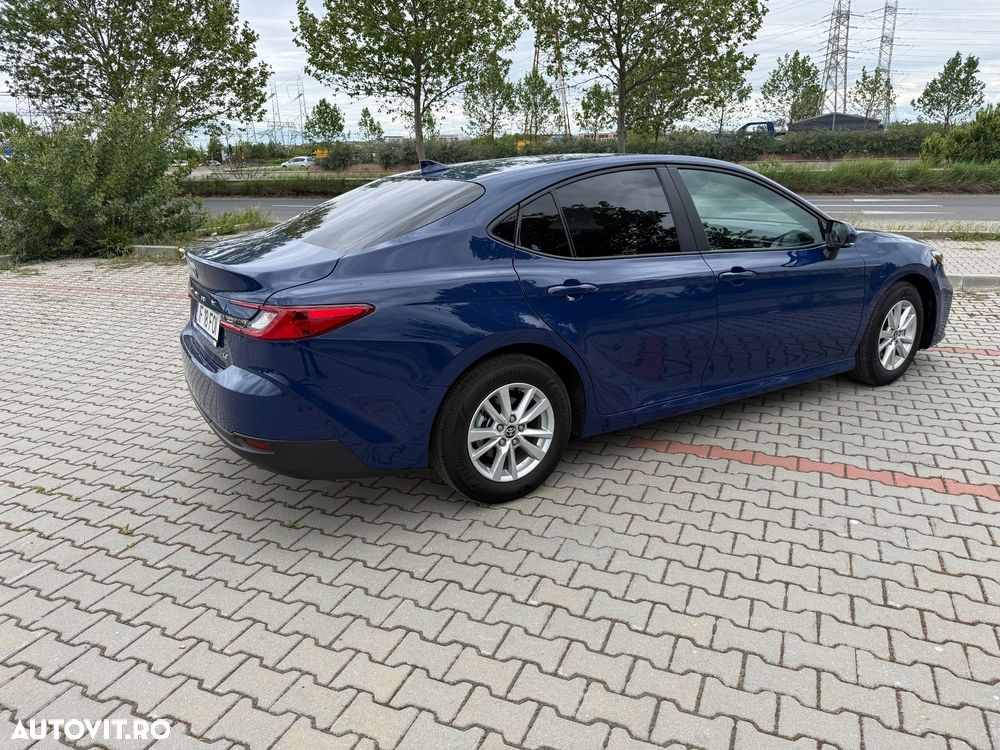 Toyota Camry 2.5 Business - 6