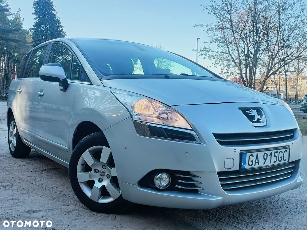 Peugeot 5008 1.6 HDi Premium - 1