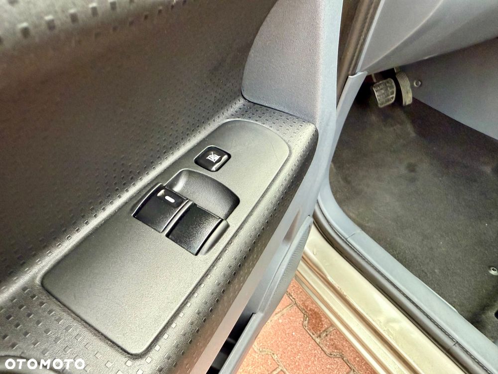 Mitsubishi Colt 1.3 Automatik Intense - 30