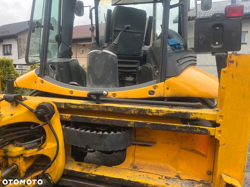 JCB 3CX - 8