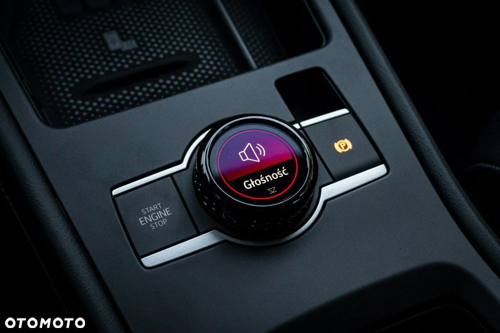 Volkswagen T-Roc - 33