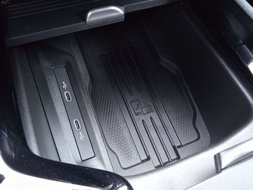 Skoda Superb 2.0 TDI SCR 4x4 Selection DSG - 28