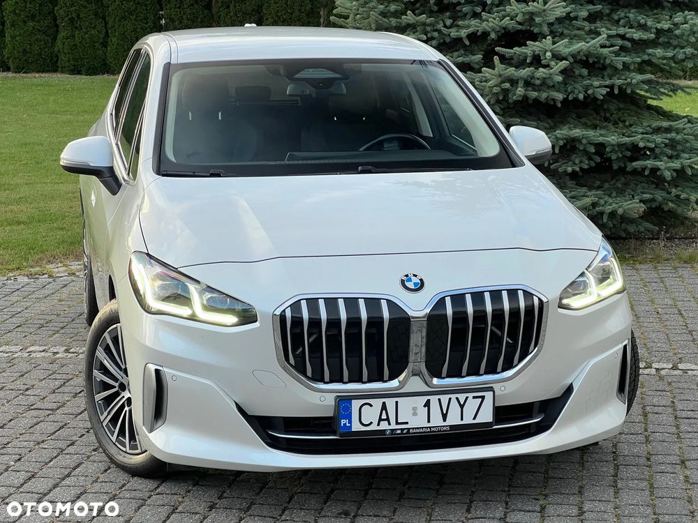 BMW 218I Active Tourer 2023 photo 2