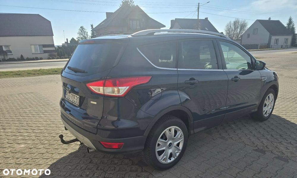 Ford Kuga 1.5 EcoBoost 2x4 Titanium - 6