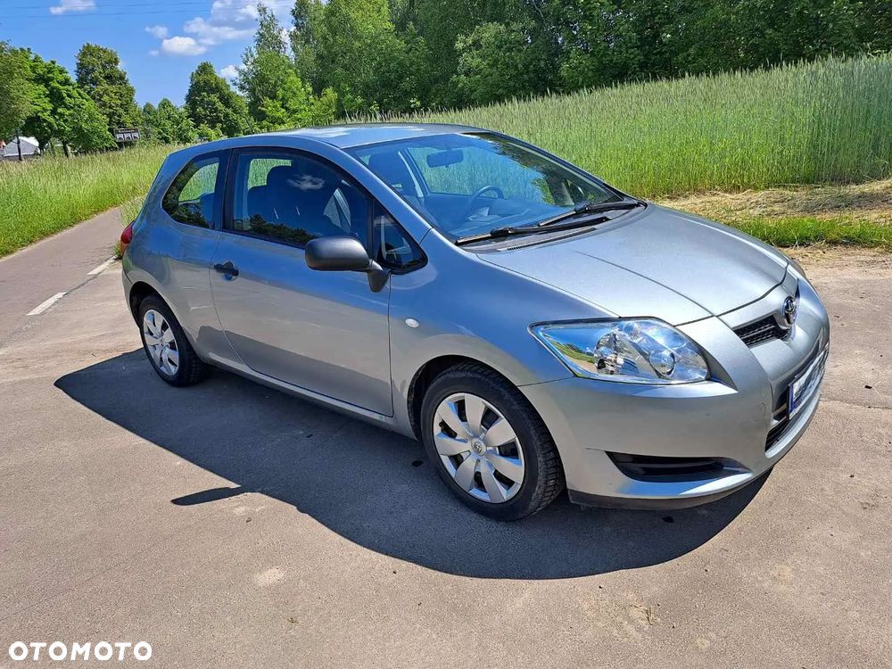 Toyota Auris - 4