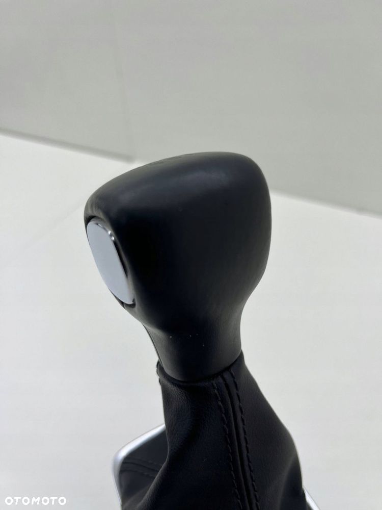 VOLVO XC40 GAŁKA LEWAREK ZMIANY BIEGÓW 31492677 - 5