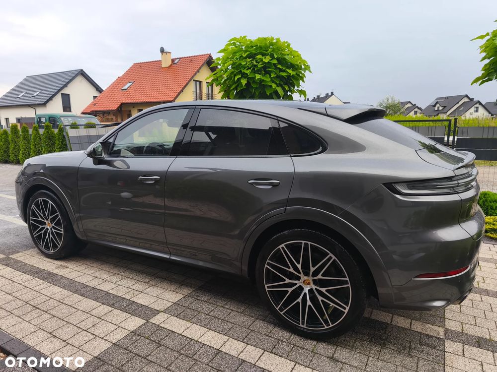 Porsche Cayenne - 9