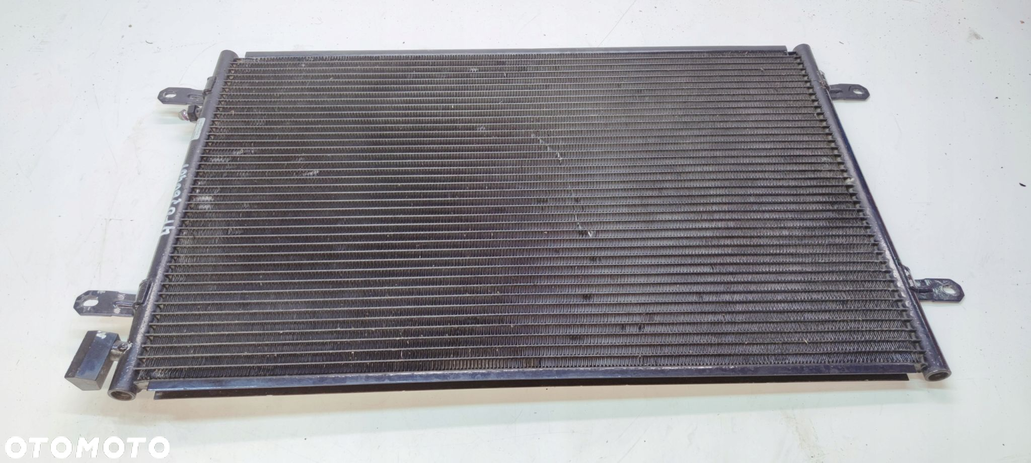CHŁODNICA KLIMATYZACJI AUDI A6 C6 4F0260401 - 2