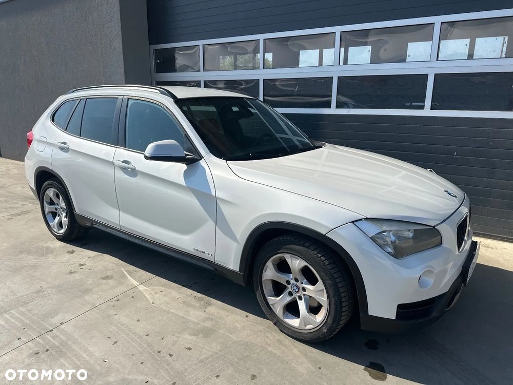BMW X1 sDrive18d xLine - 1