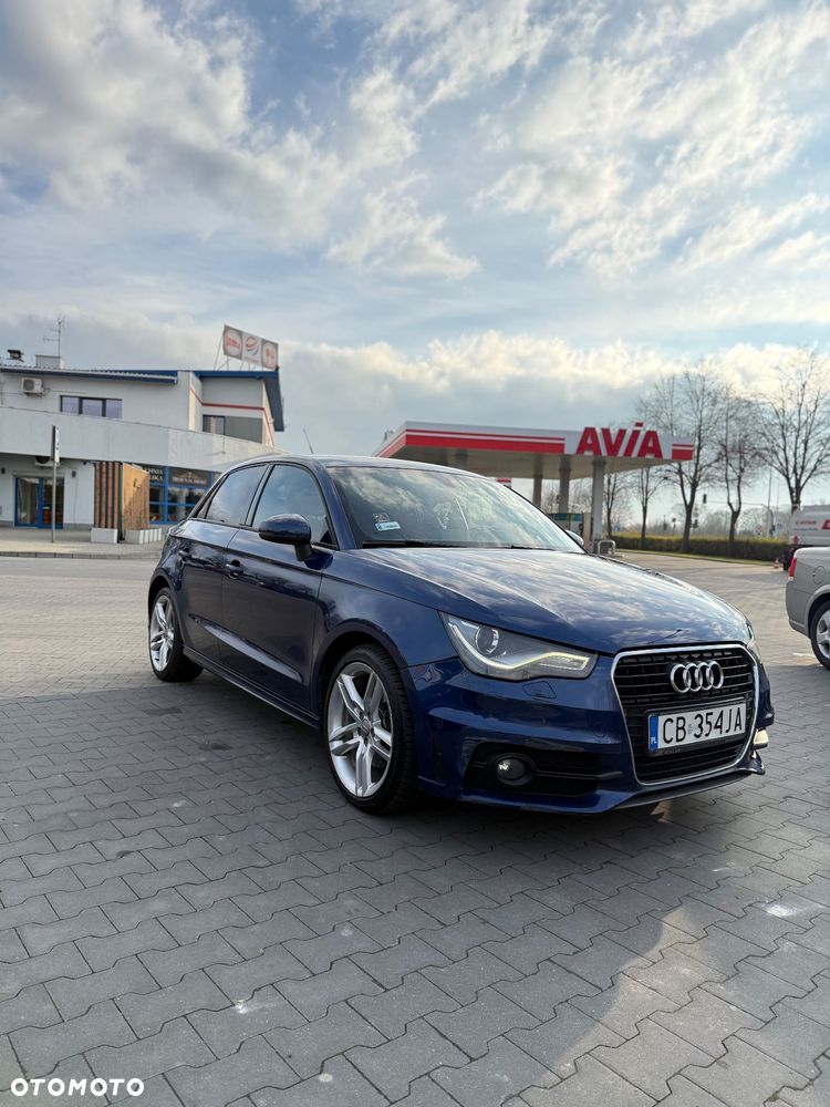 Audi A1 Sportback 1.4 TFSI S tronic S line edition m S line Sportpaket - 2