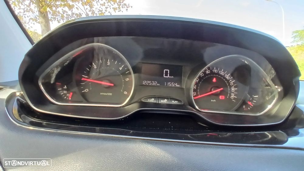 Peugeot 208 1.4 HDi Active - 13