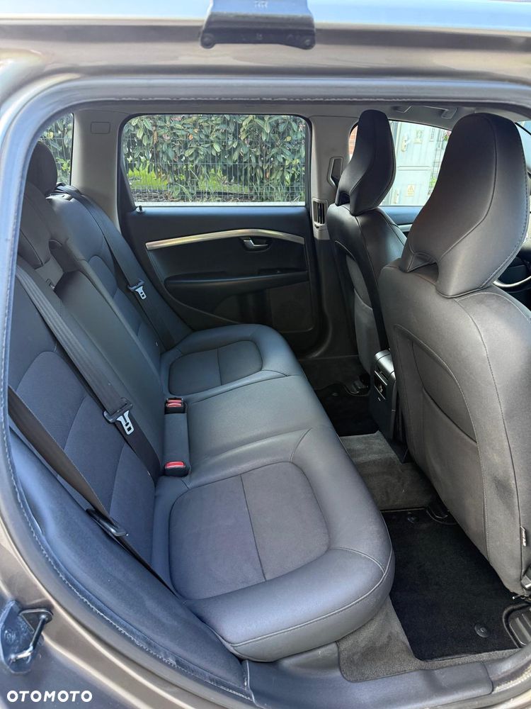 Volvo V70 2.0D Kinetic - 6