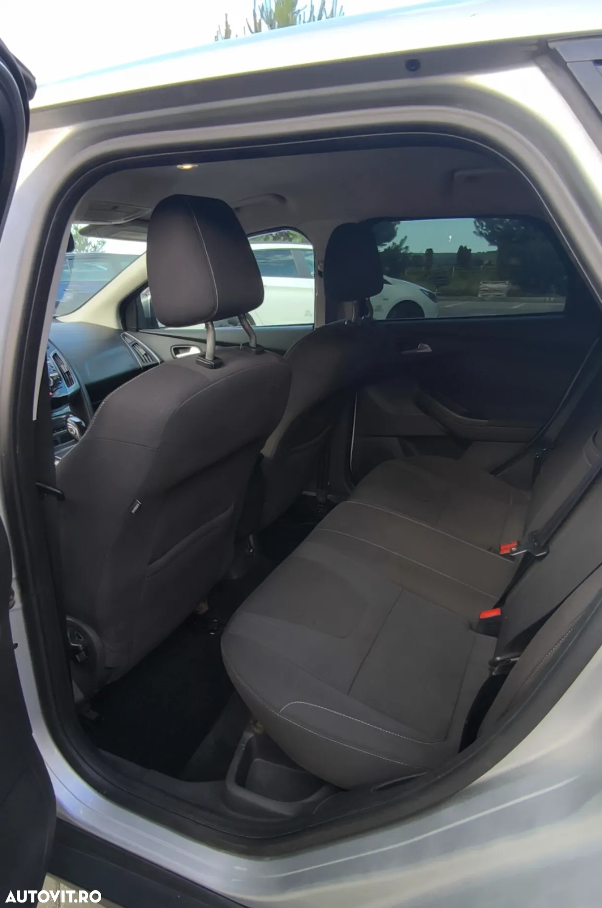 Ford Focus - 13