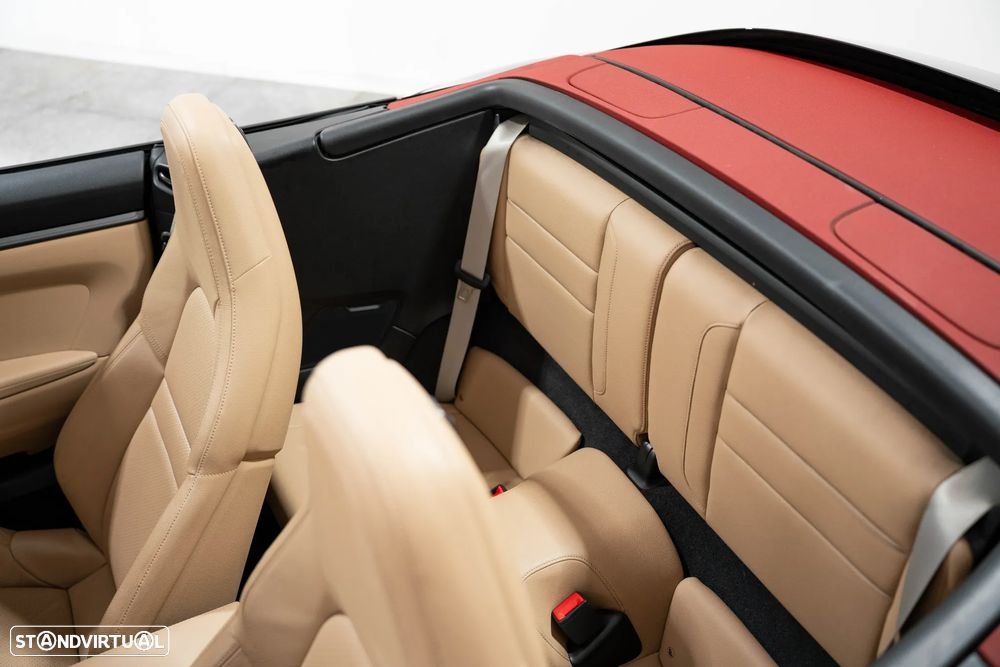 Porsche 911 (992) Carrera 4S Cabriolet PDK - 20