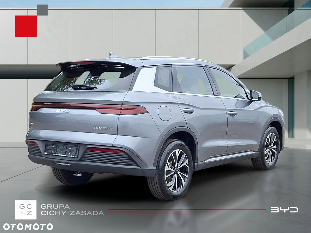 BYD Sealion 5 - 6