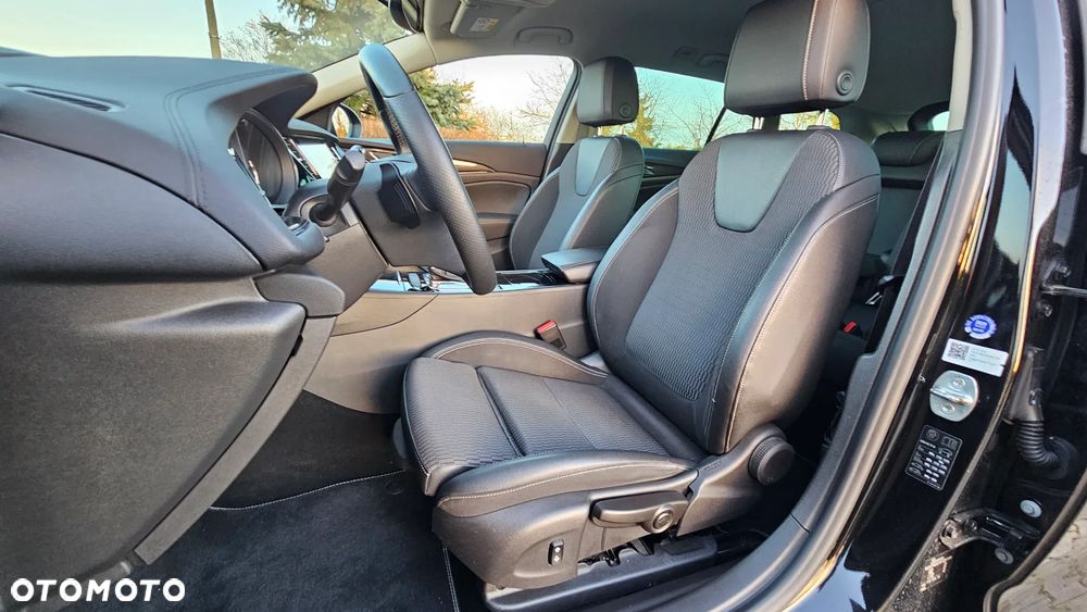 Opel Insignia 2.0 Automatik Business Innovation - 29