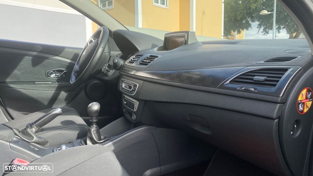 Renault Mégane Sport Tourer 1.5 dCi Dynamique - 9