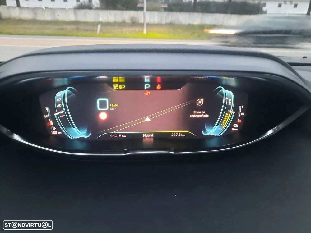 Peugeot 3008 1.6 Hybrid4 GT e-EAT8 - 46
