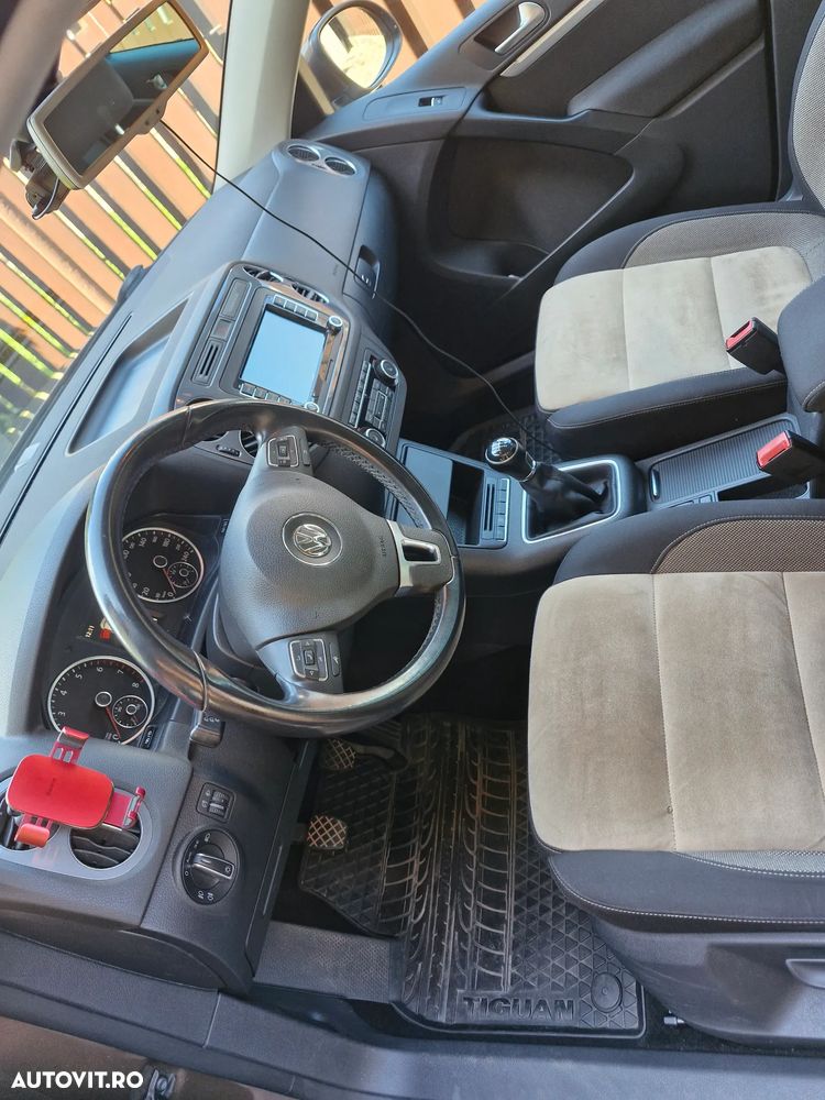 Volkswagen Tiguan 1.4 TSI BlueMotion Technology Exclusive - 9