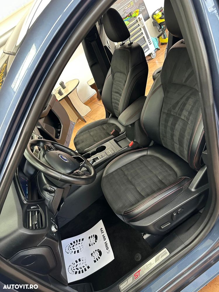 Ford Kuga ver-2-5-duratec-phev-st-line - 1