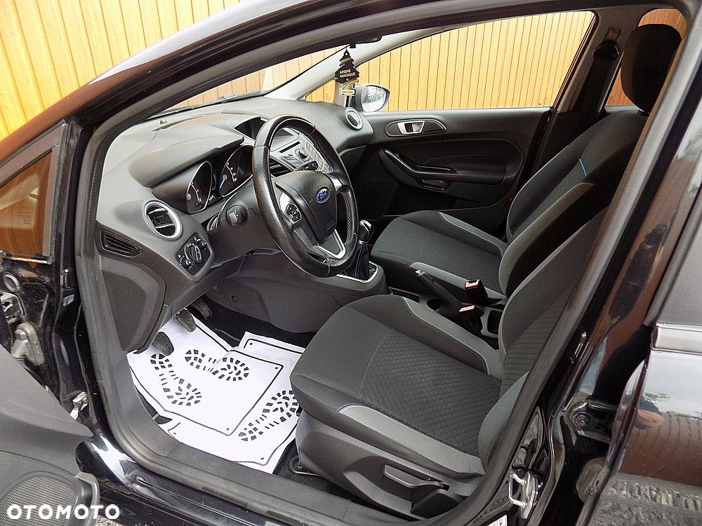 Ford Fiesta 1.0 Celebration - 5