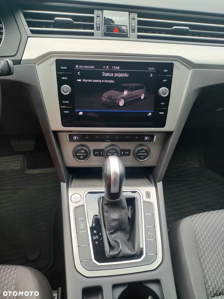 Volkswagen Passat 2.0 TDI (BlueMotion Technology) DSG Comfortline - 11