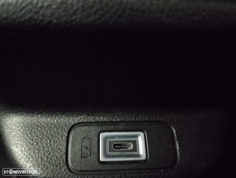 Jeep Avenger 1.2 GSE T3 Summit - 17