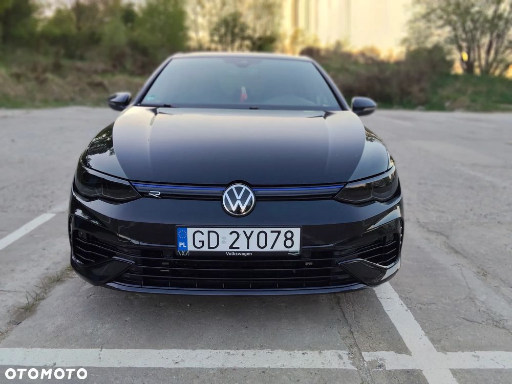 Volkswagen Golf - 11