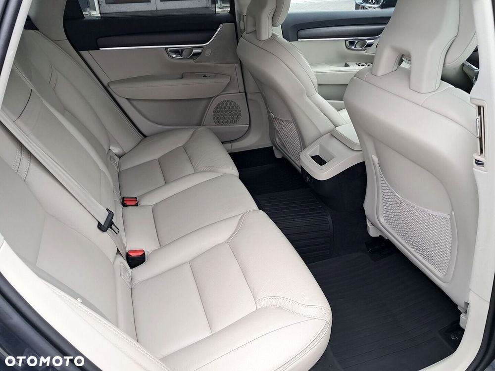 Volvo V90 - 11