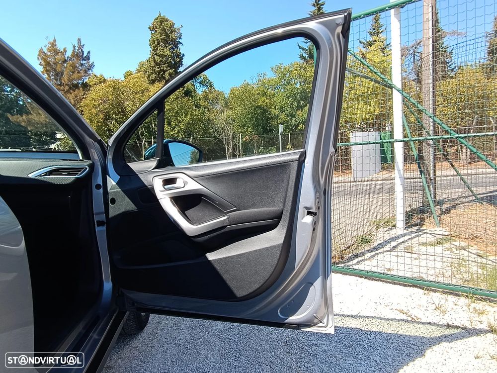 Peugeot 2008 1.6 BlueHDi Active - 16