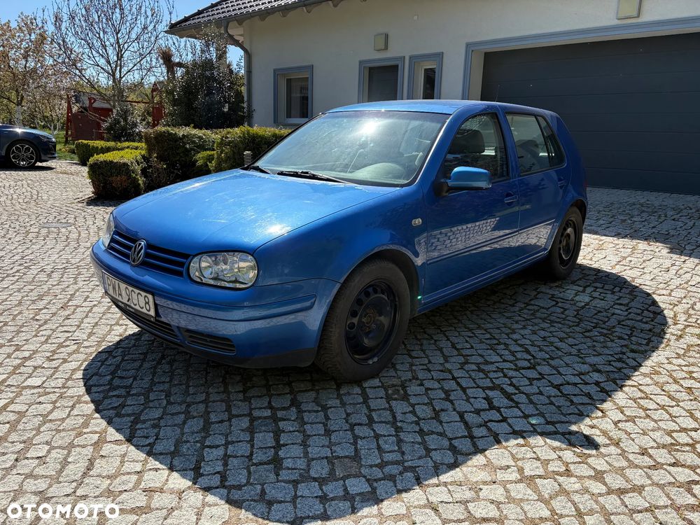 Volkswagen Golf - 11