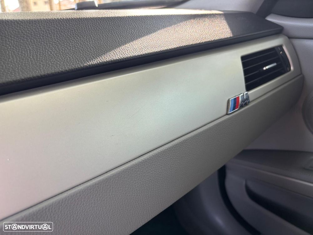 BMW 318 d - 25
