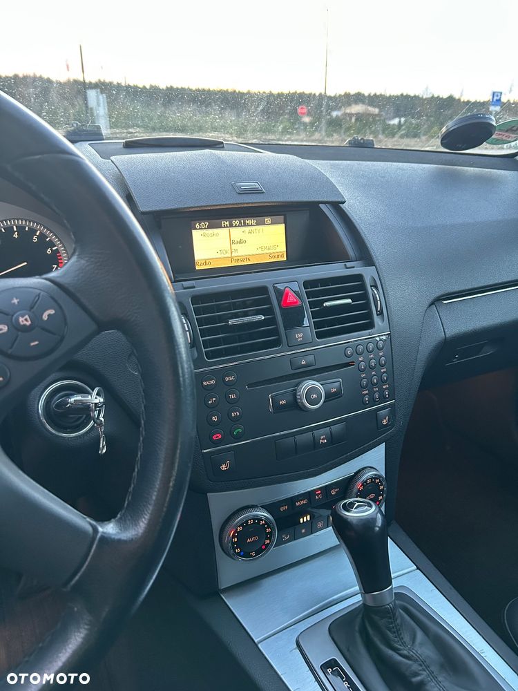 Mercedes-Benz Klasa C 180 Kompressor Automatik BlueEFFICIENCY - 12