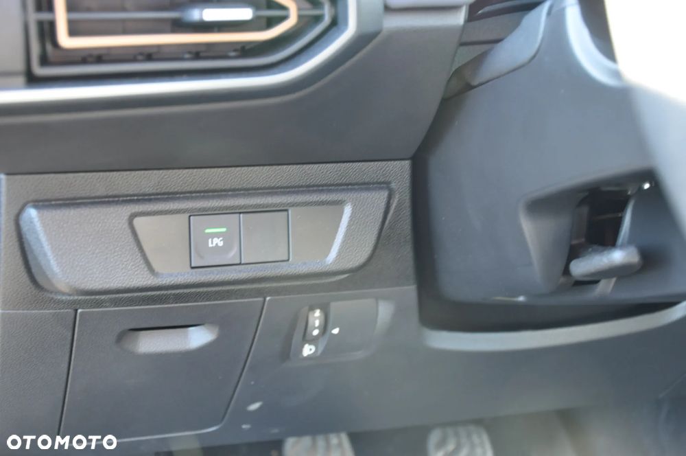 Dacia Sandero Stepway 1.0 TCe Comfort - 29