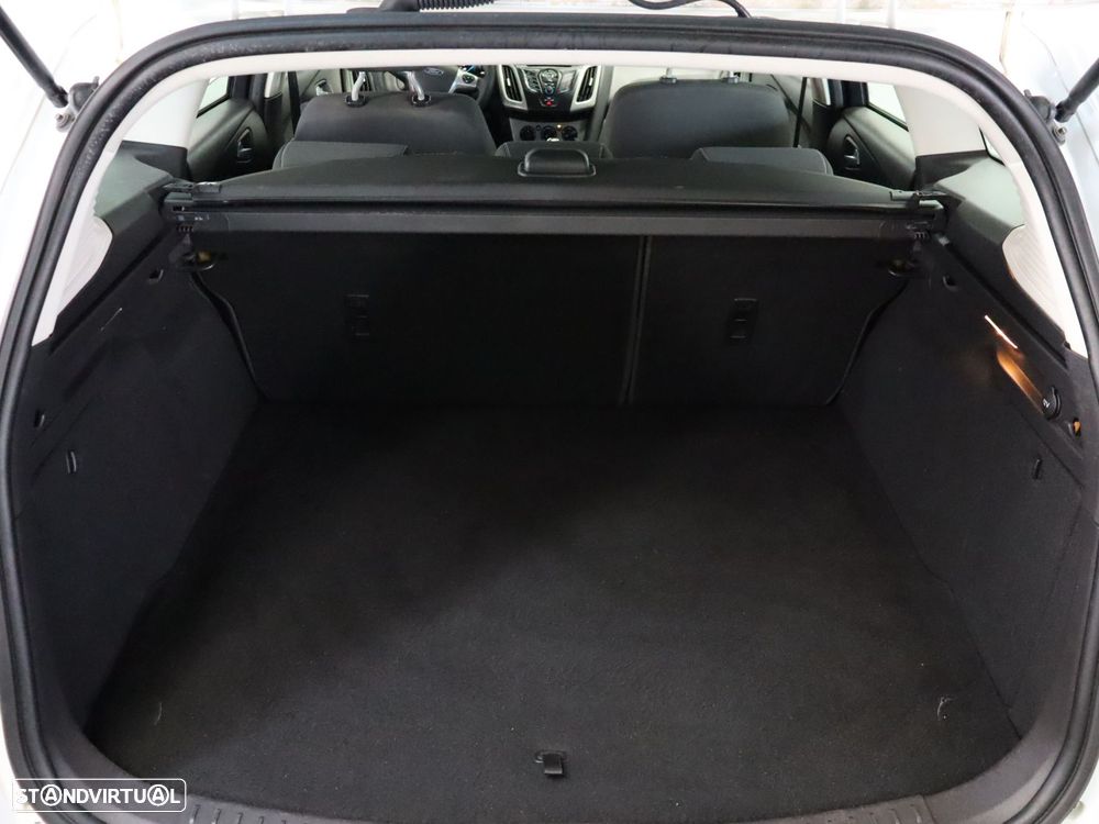 Ford Focus SW 1.0 EcoBoost Business - 16