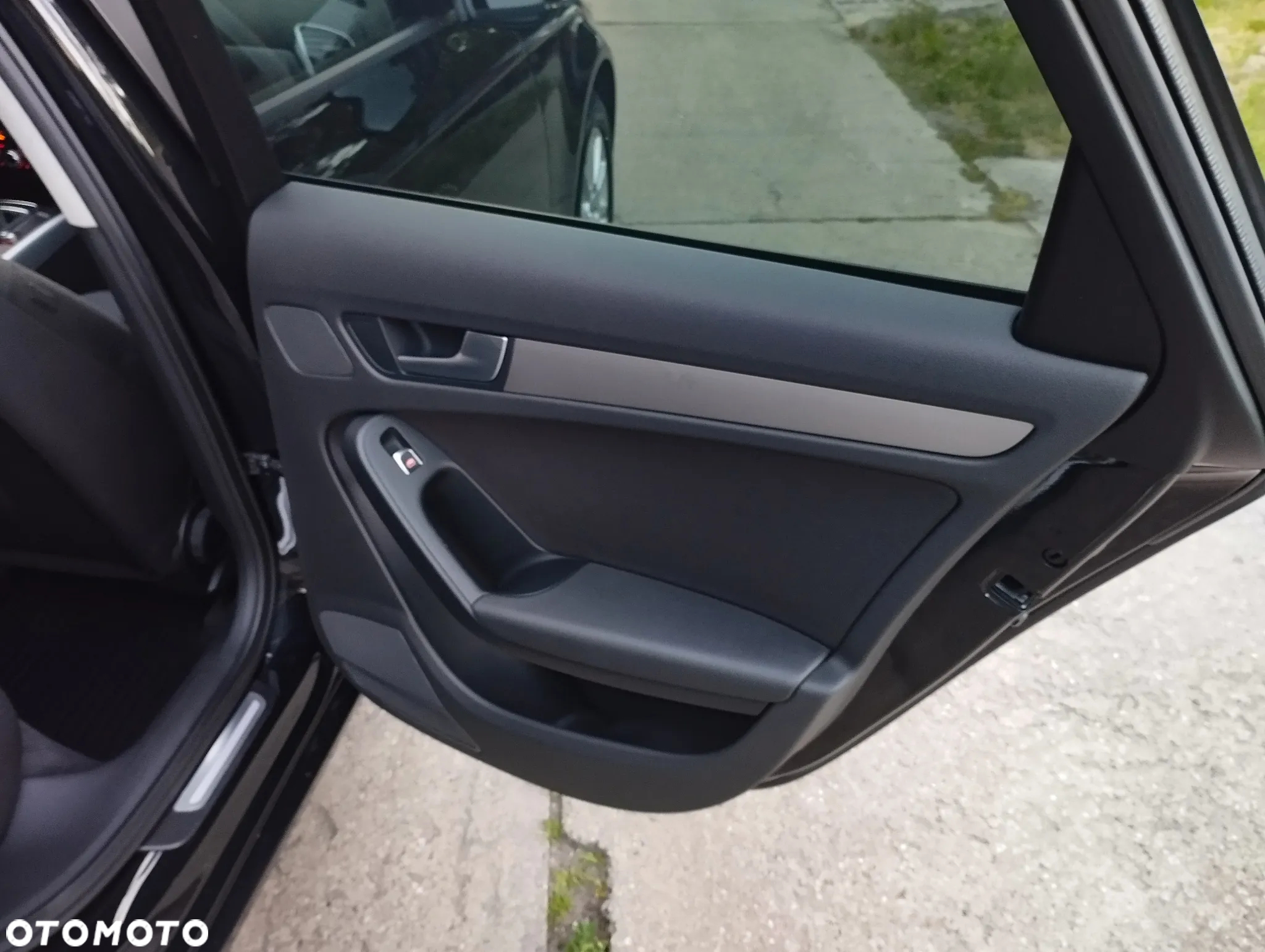 Audi A4 2.0 TDI Multitronic - 27