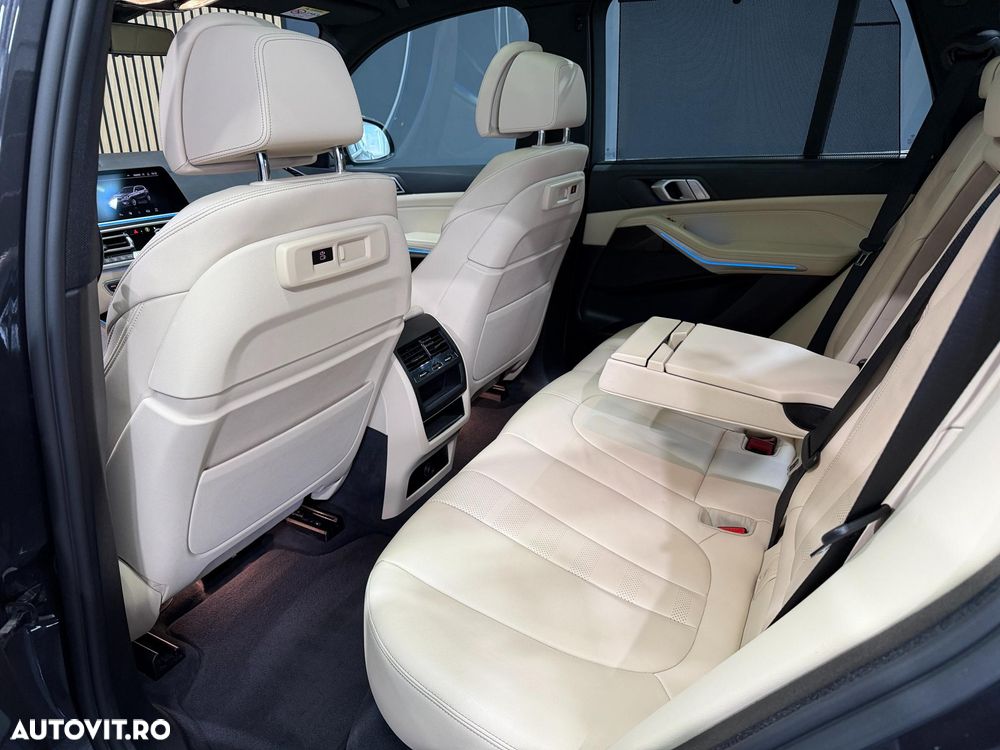BMW X5 xDrive45e - 22
