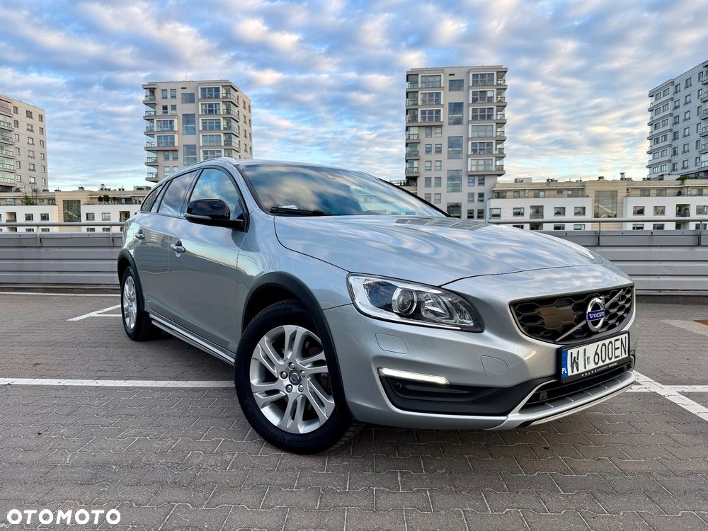 Volvo V60 Cross Country D3 Drive-E Momentum - 9