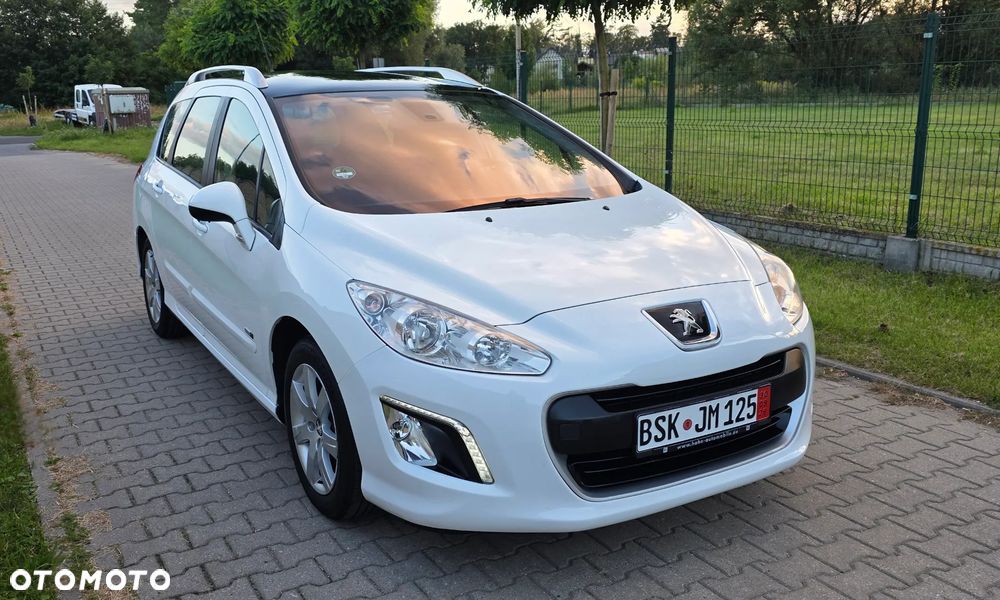 Peugeot 308 e-HDi FAP 115 Stop&Start EGS6 Business Line Niveau 2 - 4