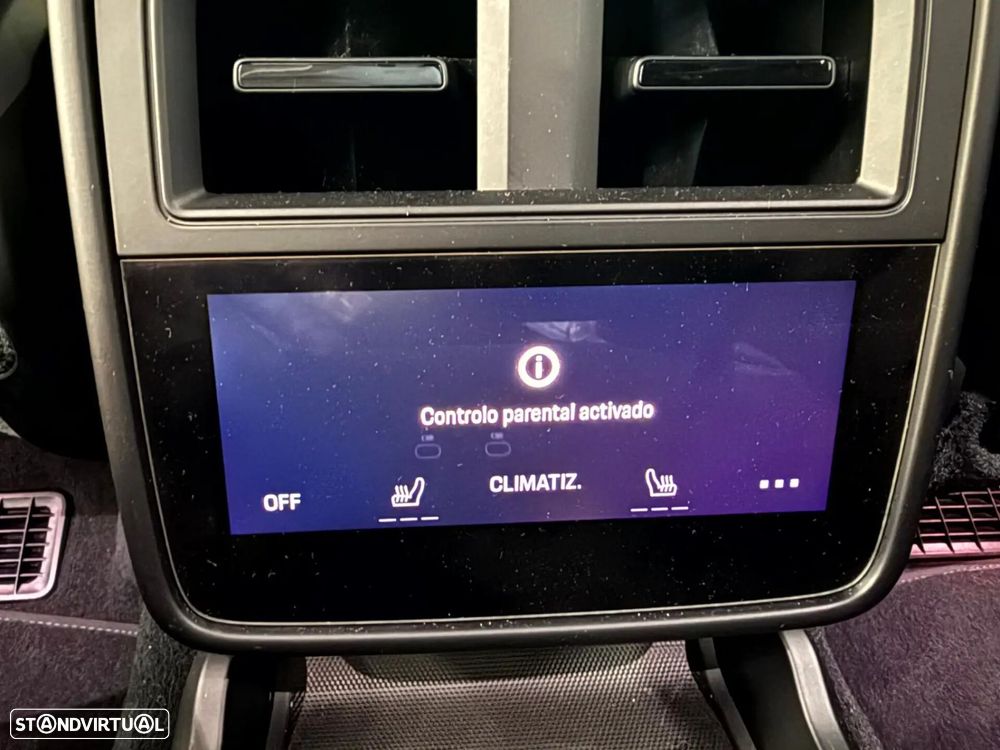 Porsche Taycan 4S - 14