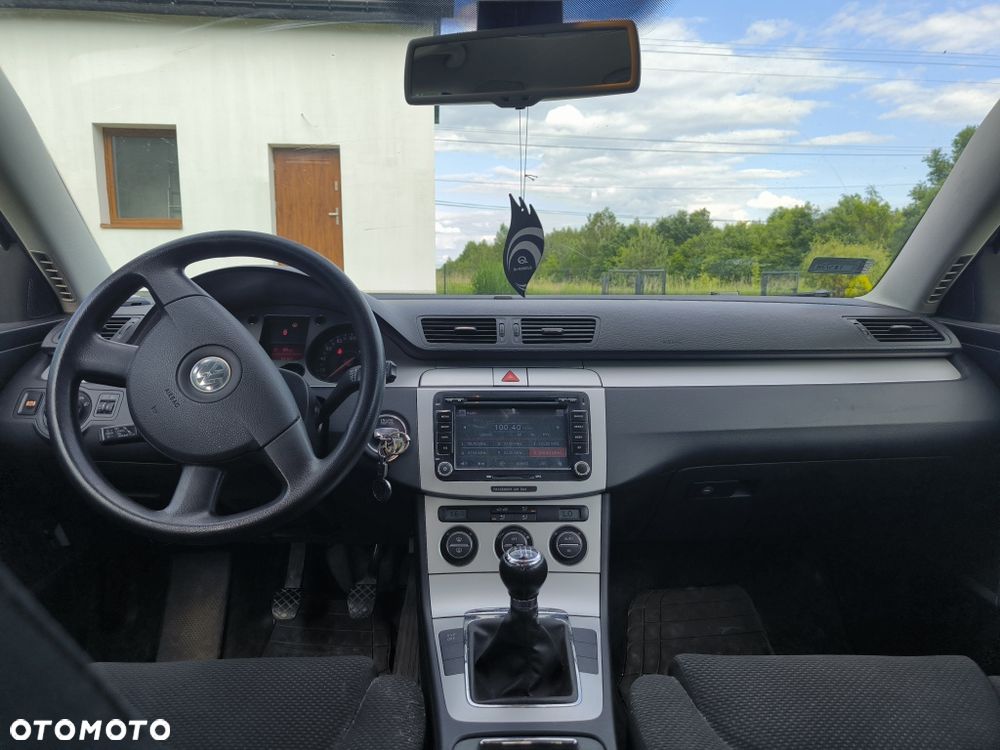 Volkswagen Passat - 7