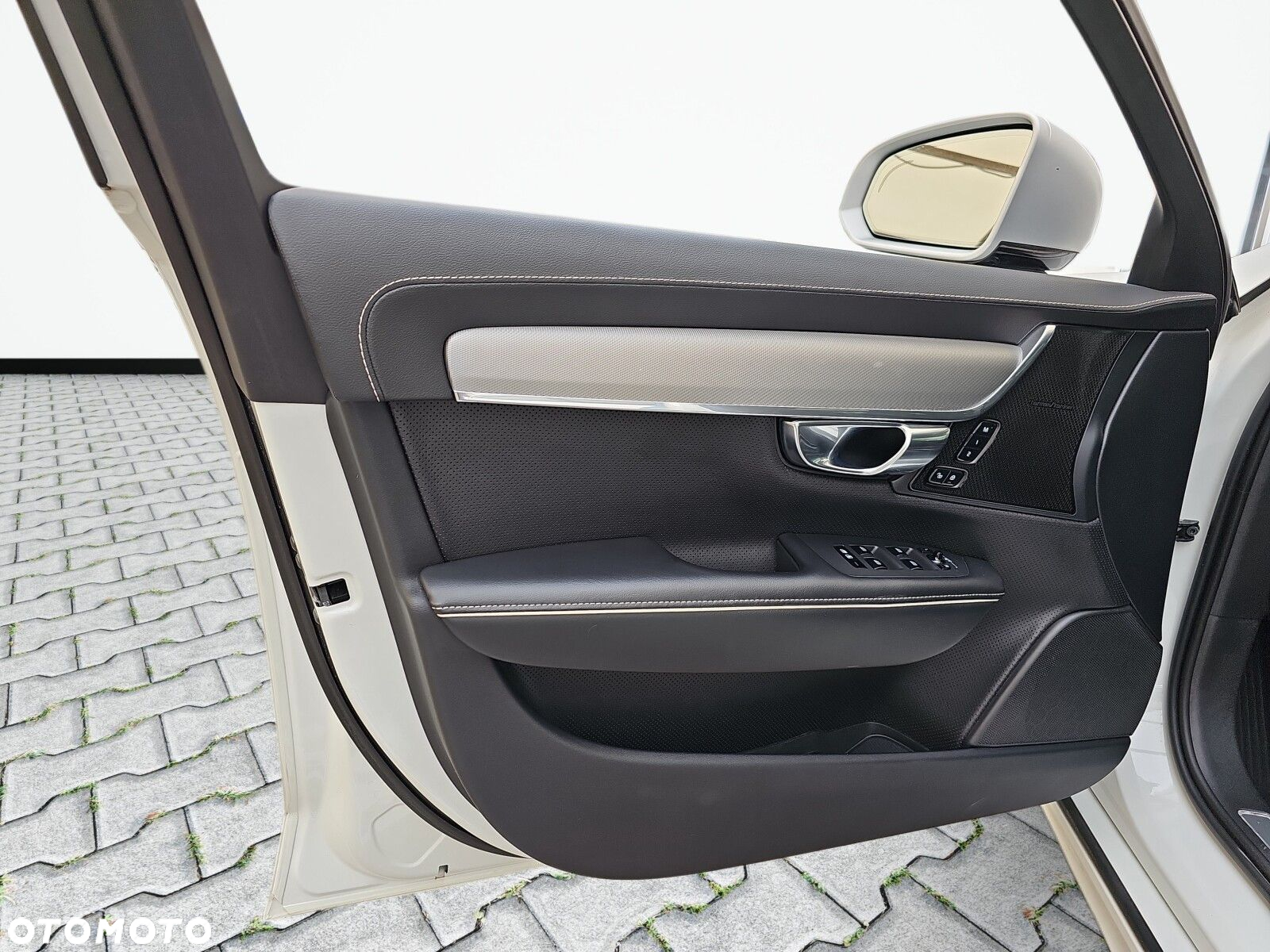 Volvo V90 - 17
