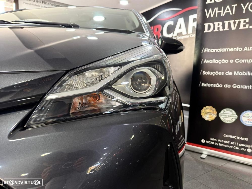 Toyota Yaris 1.0 VVT-i Exclusive - 6