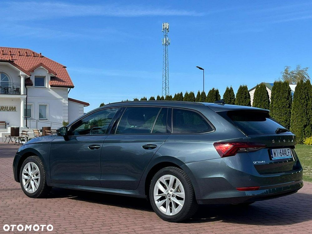 Skoda Octavia 2.0 TDI Ambition DSG - 16