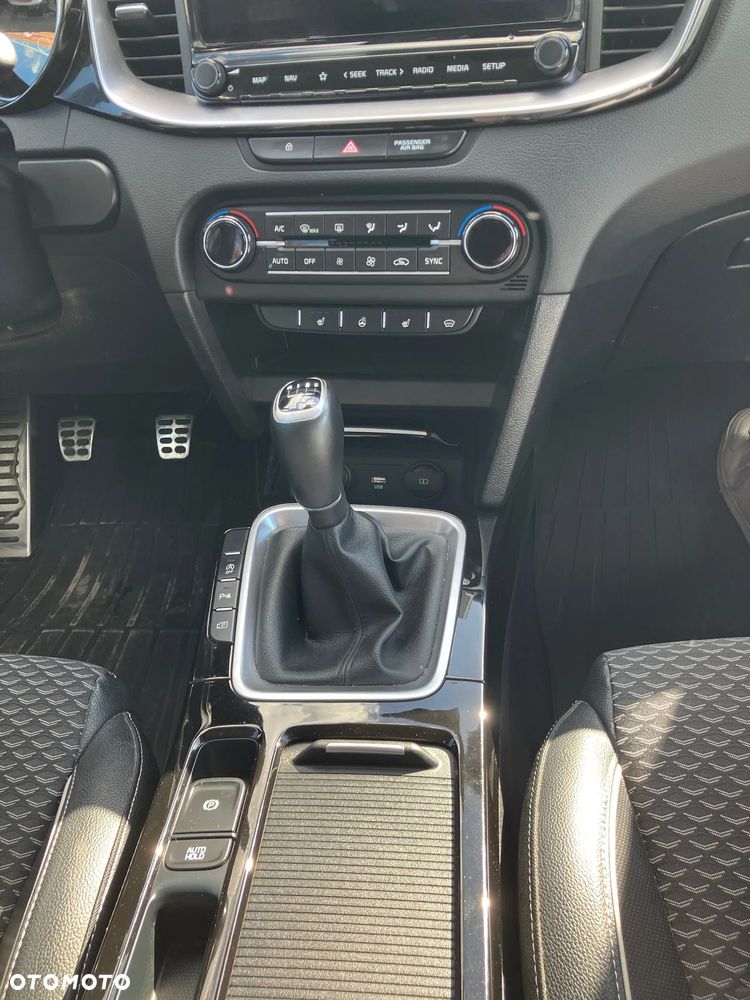 Kia Ceed 1.5 T-GDI Business Line - 11