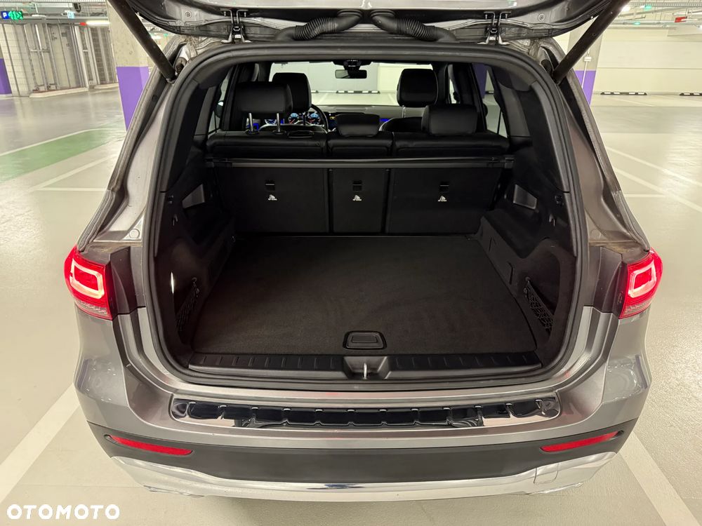 Mercedes-Benz GLB 250 4Matic 8G-DCT - 29