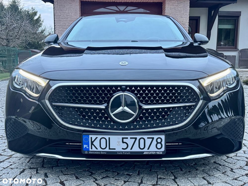 Mercedes-Benz Klasa E 220 d 4-Matic - 3